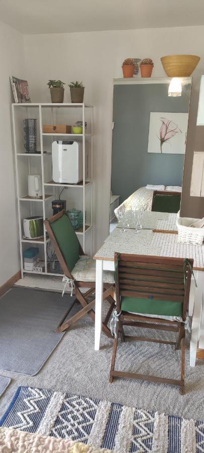 Joanna'S Studio , Key Locker By Whatsapp Own Entrance, Own Bathroom يوغال المظهر الخارجي الصورة