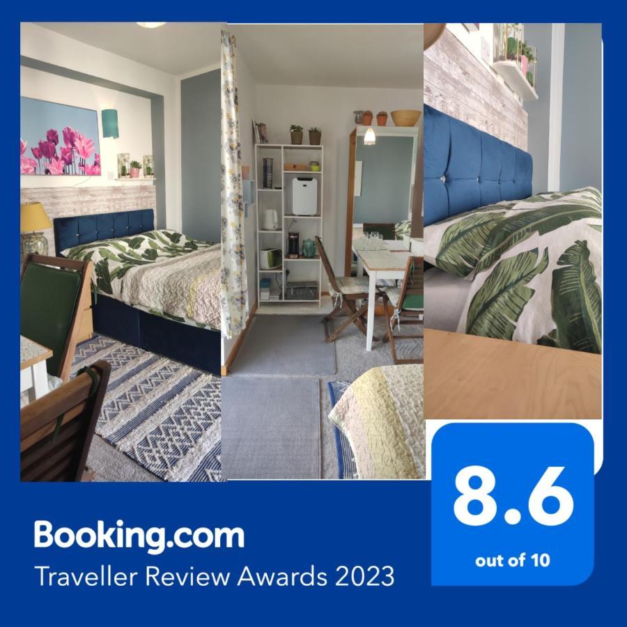 Joanna'S Studio , Key Locker By Whatsapp Own Entrance, Own Bathroom يوغال المظهر الخارجي الصورة